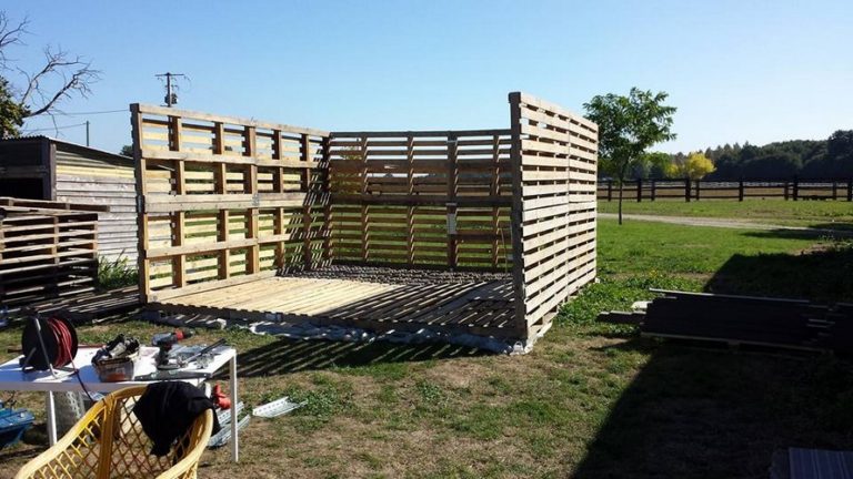 DIY Pallet Wooden Garden Shelter | Wood Pallet Furniture