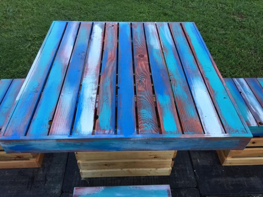 Pallets Wood Made Coastal Dining Set | Wood Pallet Furniture