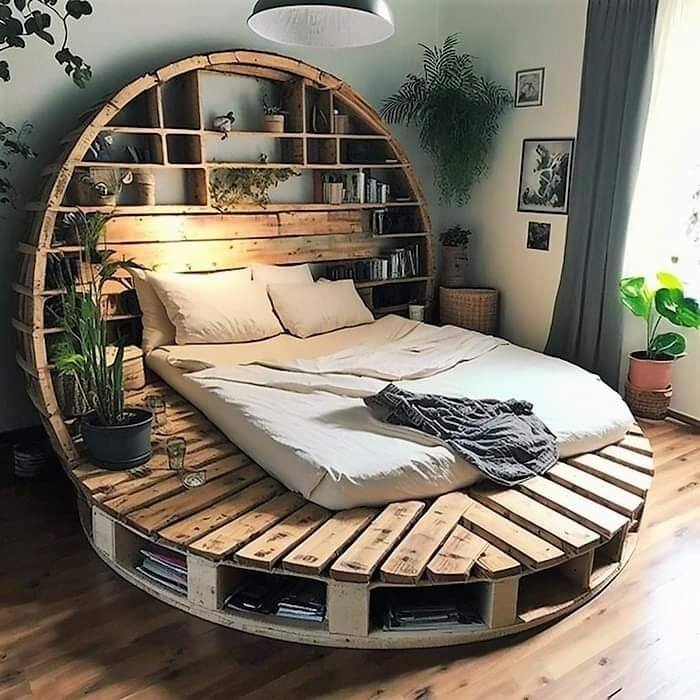 Upcycled Dreams The Beauty Of Wooden Pallet Beds (18)