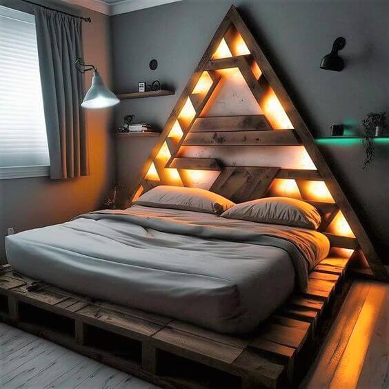 Upcycled Dreams The Beauty Of Wooden Pallet Beds (4)