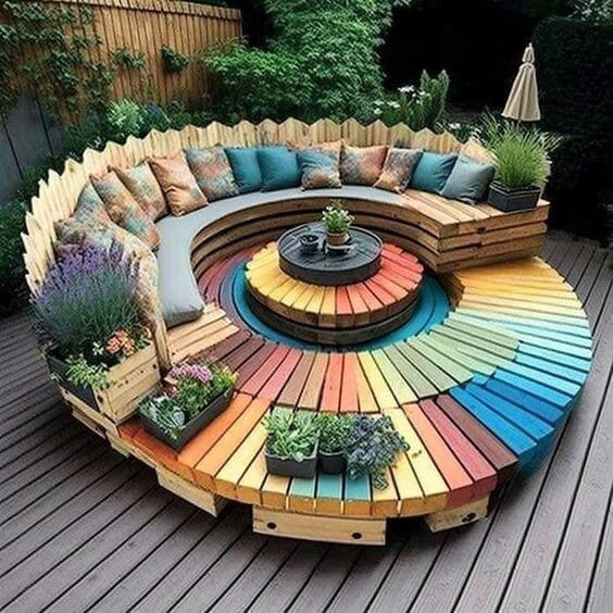 Rustic Elegance Making the Most of Pallet Wood in Your Outdoor Decor (9)